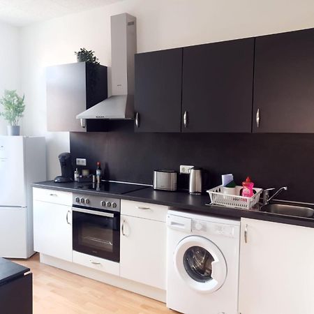 Hotel Dh -Deutsches Haus- Emden Luaran gambar