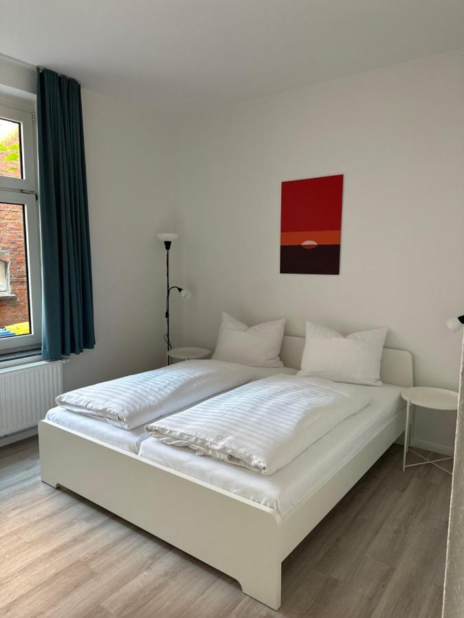 Hotel Dh -Deutsches Haus- Emden Luaran gambar