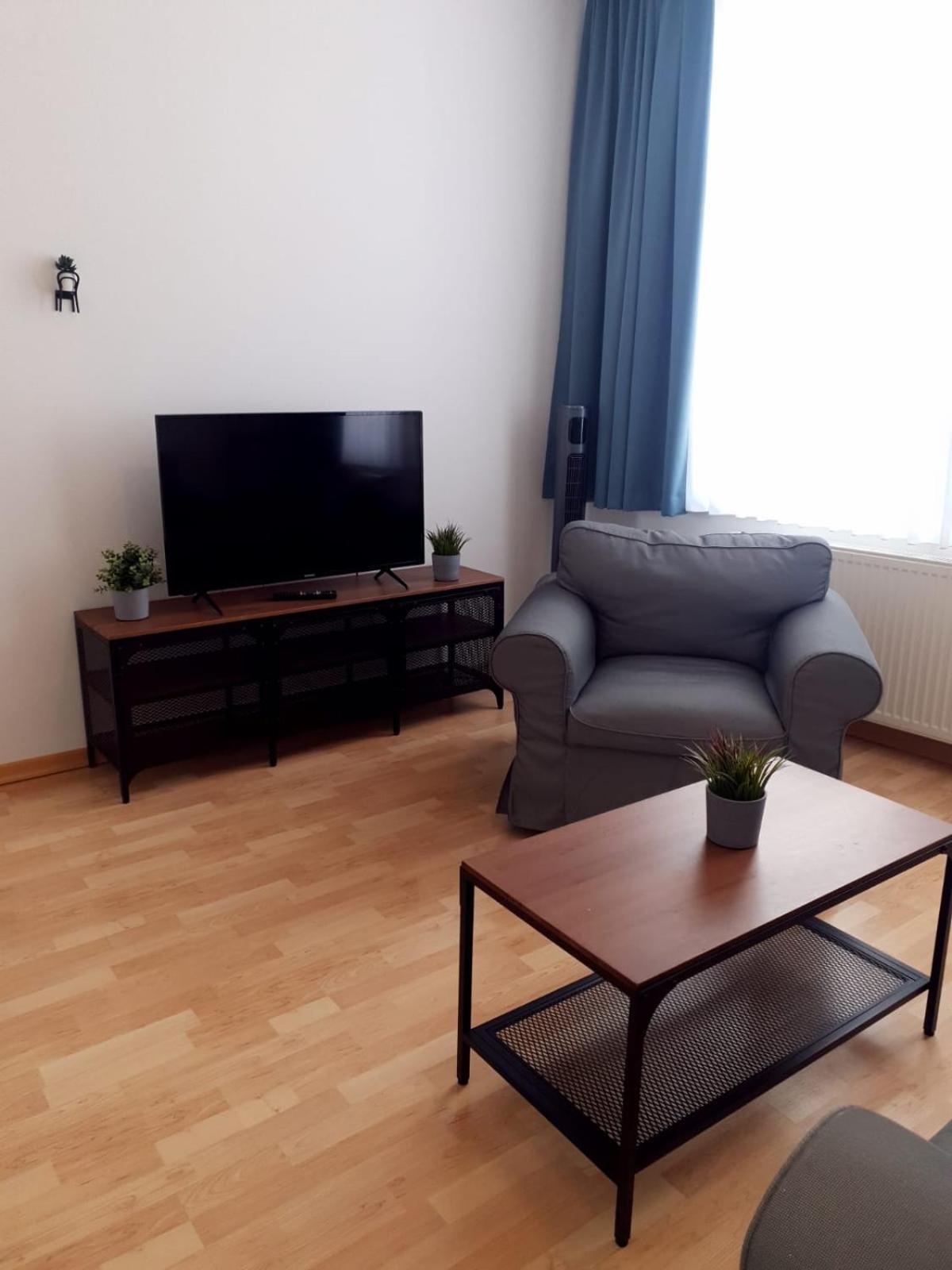 Hotel Dh -Deutsches Haus- Emden Luaran gambar