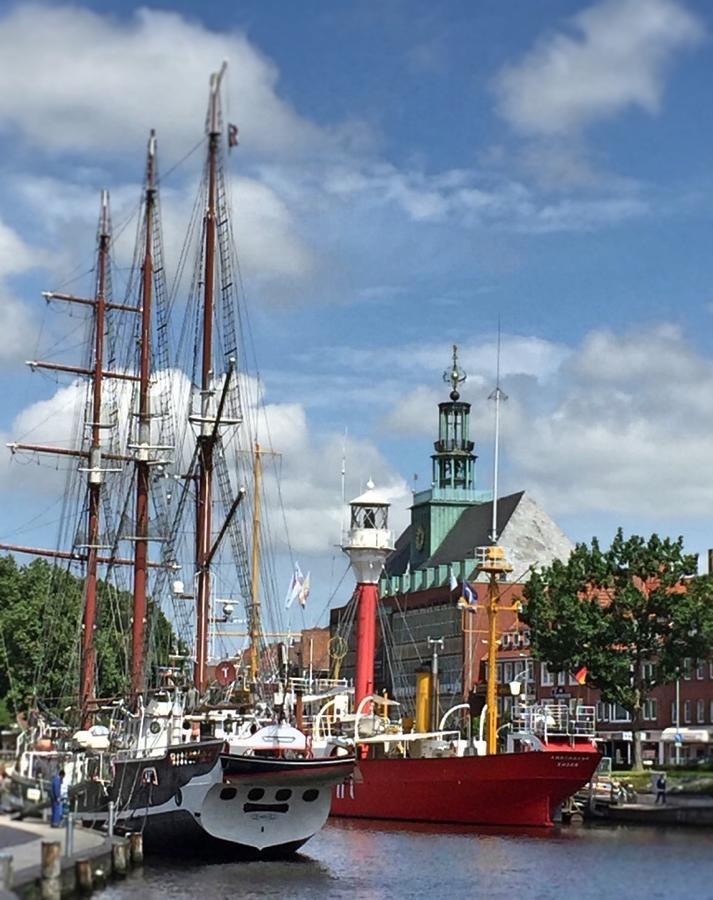 Hotel Dh -Deutsches Haus- Emden Luaran gambar
