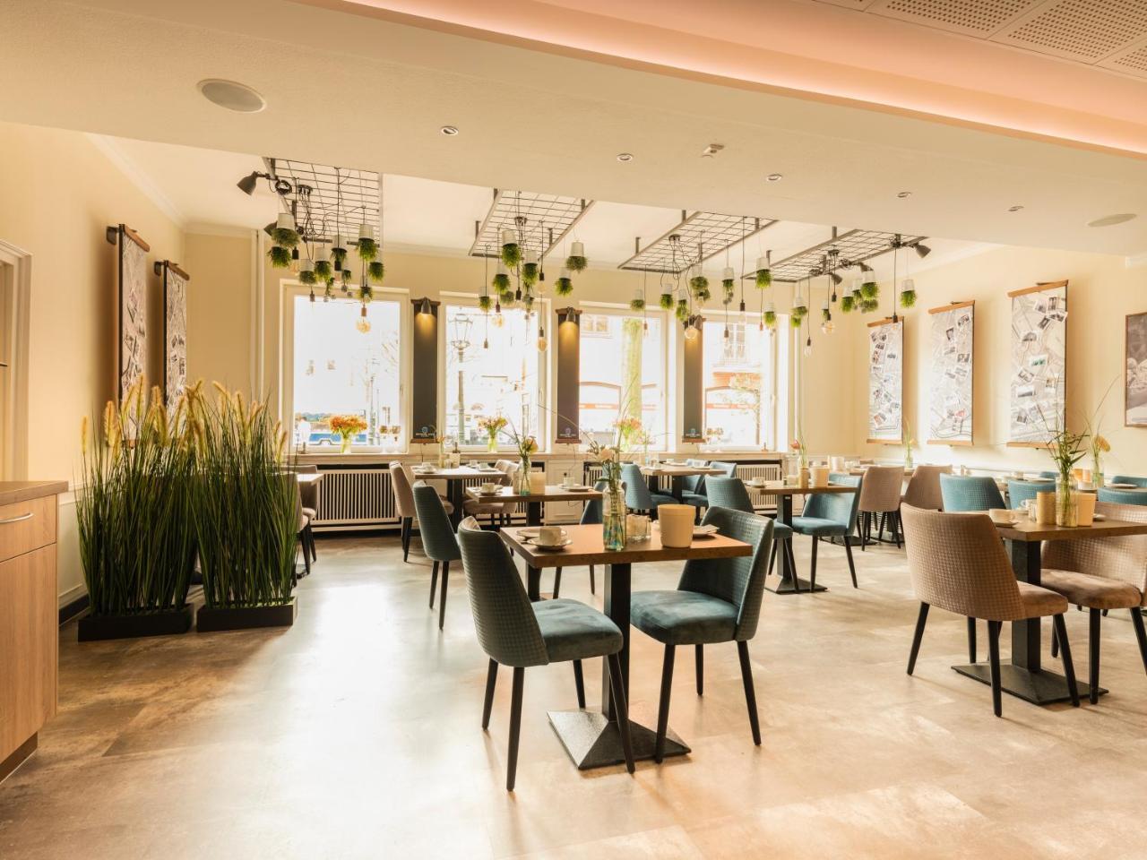 Hotel Dh -Deutsches Haus- Emden Luaran gambar